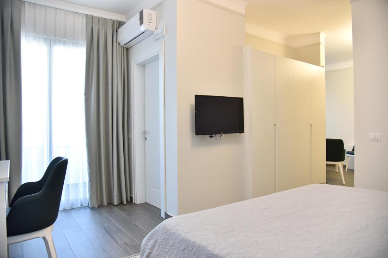 Hotel Imperiale Durrës Exteriör bild