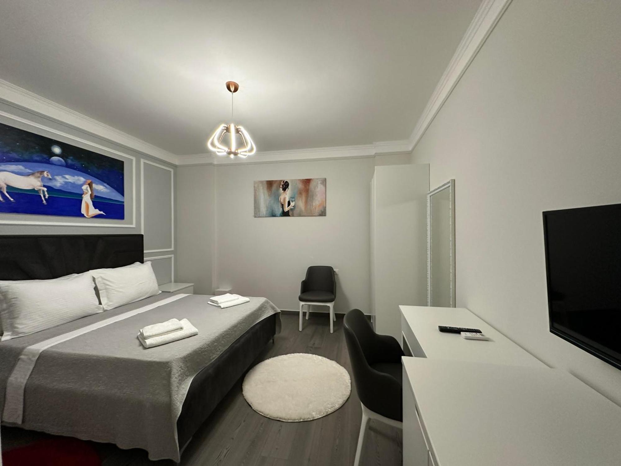 Hotel Imperiale Durrës Exteriör bild